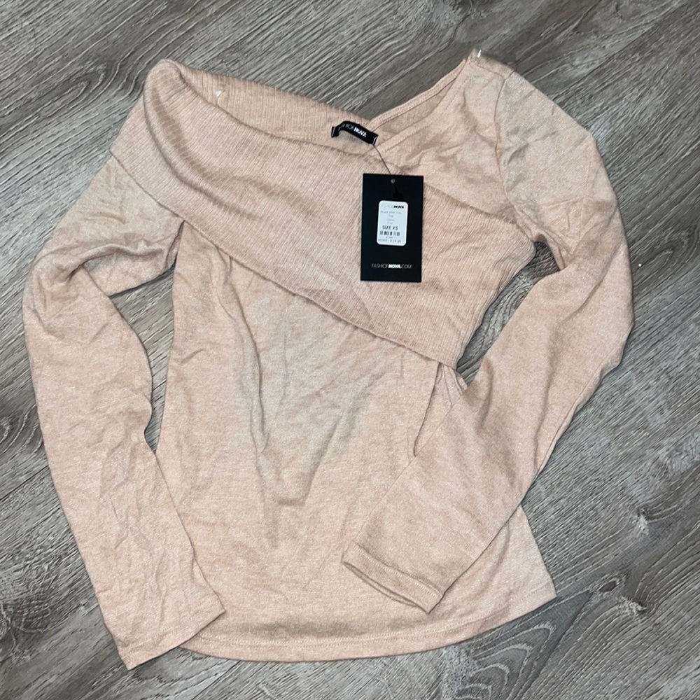 Fashion nova top